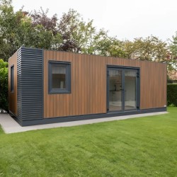 Módulo habitable de 8×3 metros modelo Berlín con instalaciones sanitarias y cocina