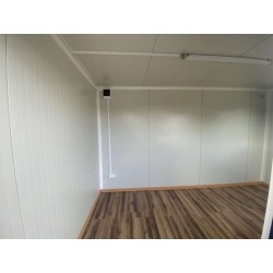 Contenedor de oficina 4,00 m x 2,20 m