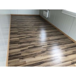 Contenedor de oficina 6 x 2,40m